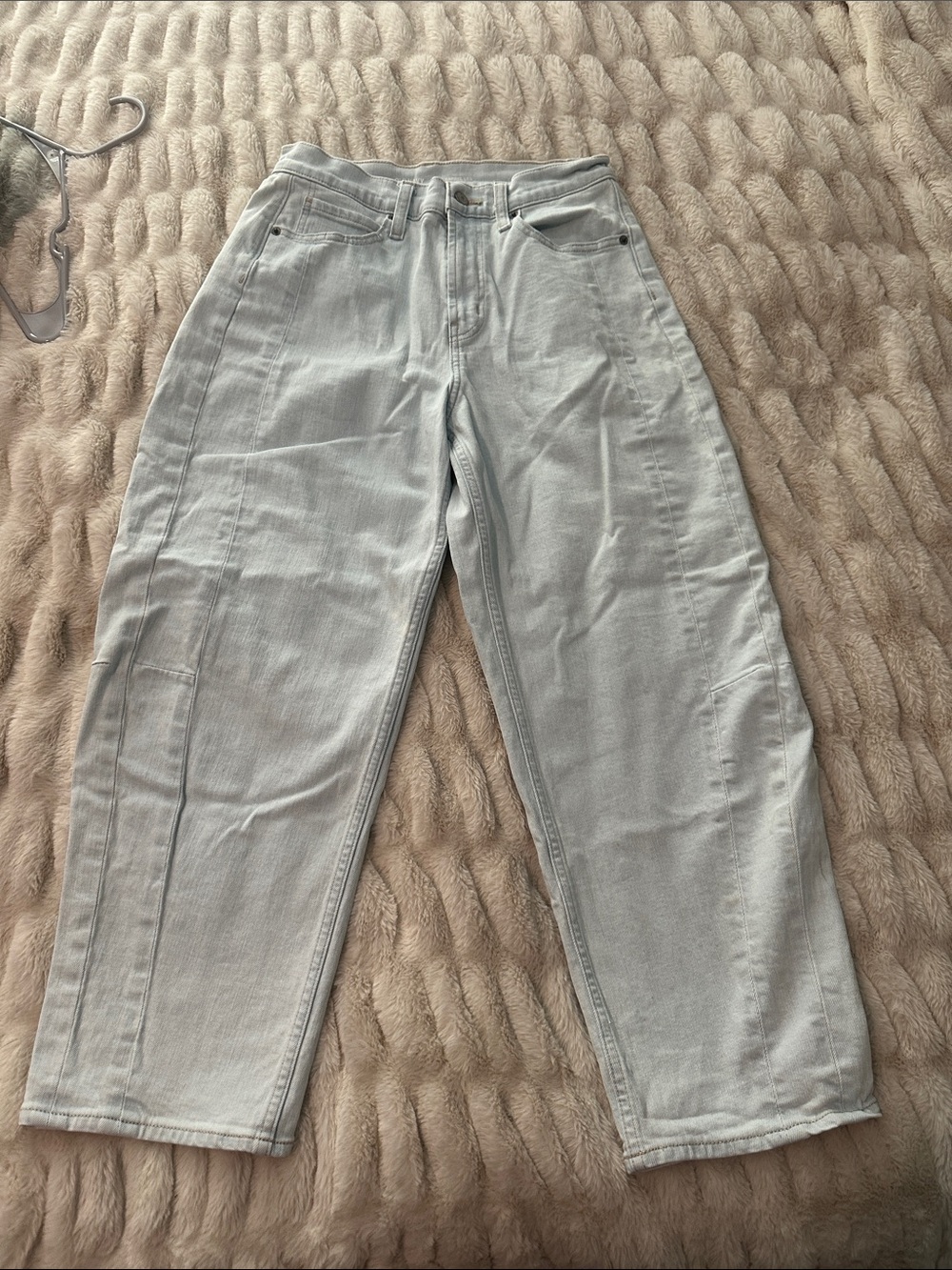 Women’s old navy barrel Light blue Jeans size 6